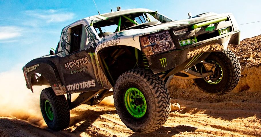 Toyo Tires- Max Cauchos
